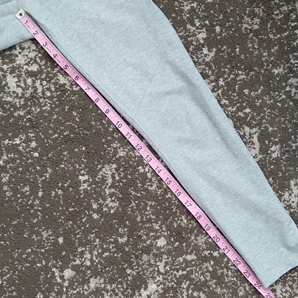 Outdoor Voices 7/8 Warmup Legging in Dove - Picture 11 of 12